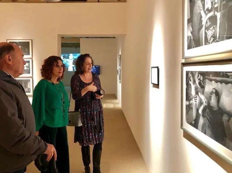La consejera Ana bel&eacute;n &Aacute;lvarez visita la exposici&oacute;n de Aspace