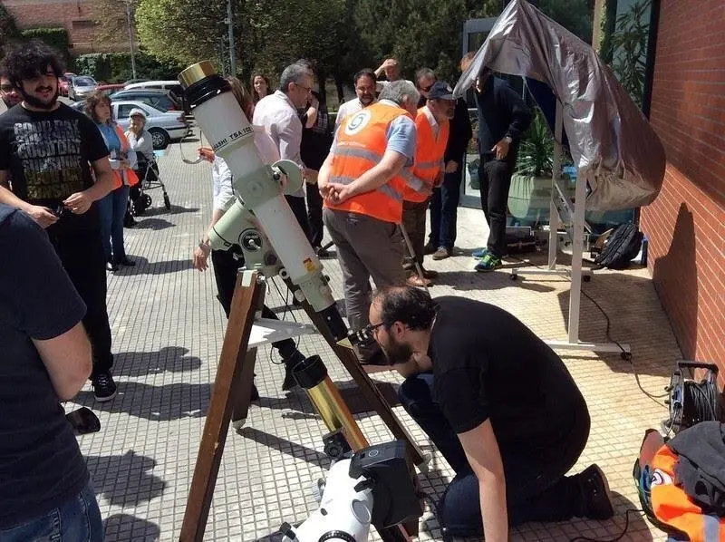 Observaci&oacute;n con telescopios