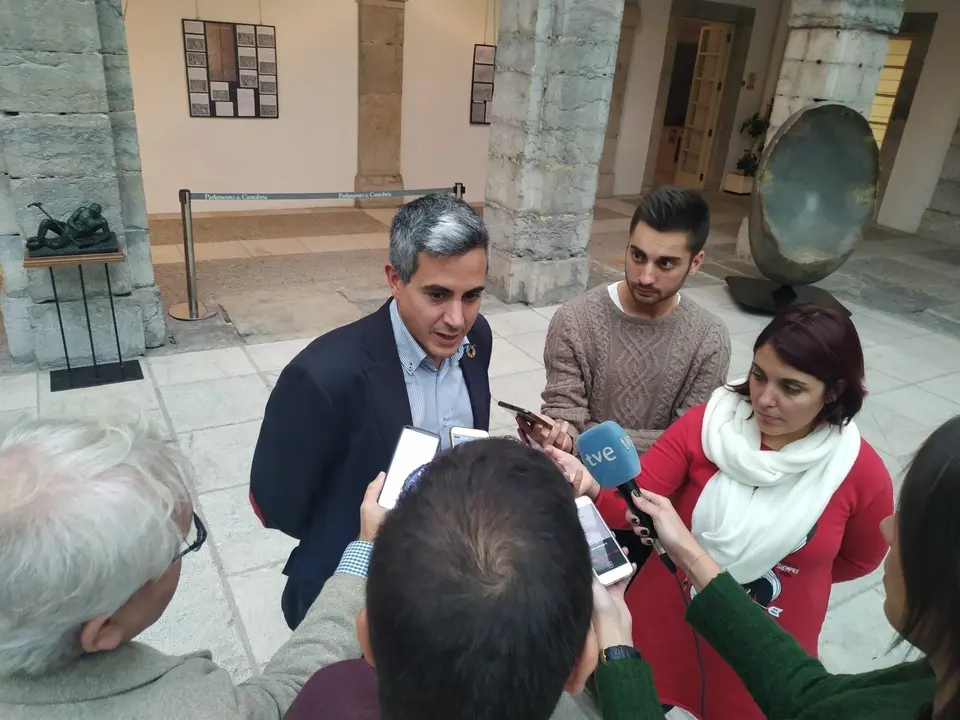 El secretario general del PSOE, Pablo Zuloaga