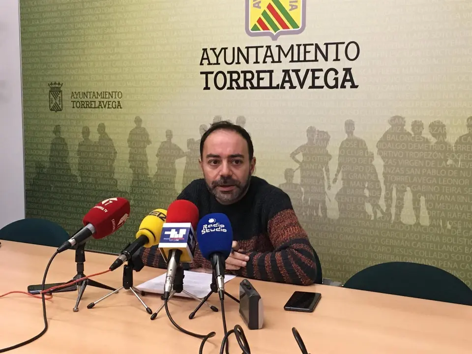 Torrelavega.- ACpT denuncia que solo se han resuelto 15 expedientes del fondo de suministros b&aacute;sicos en el &uacute;ltimo mes