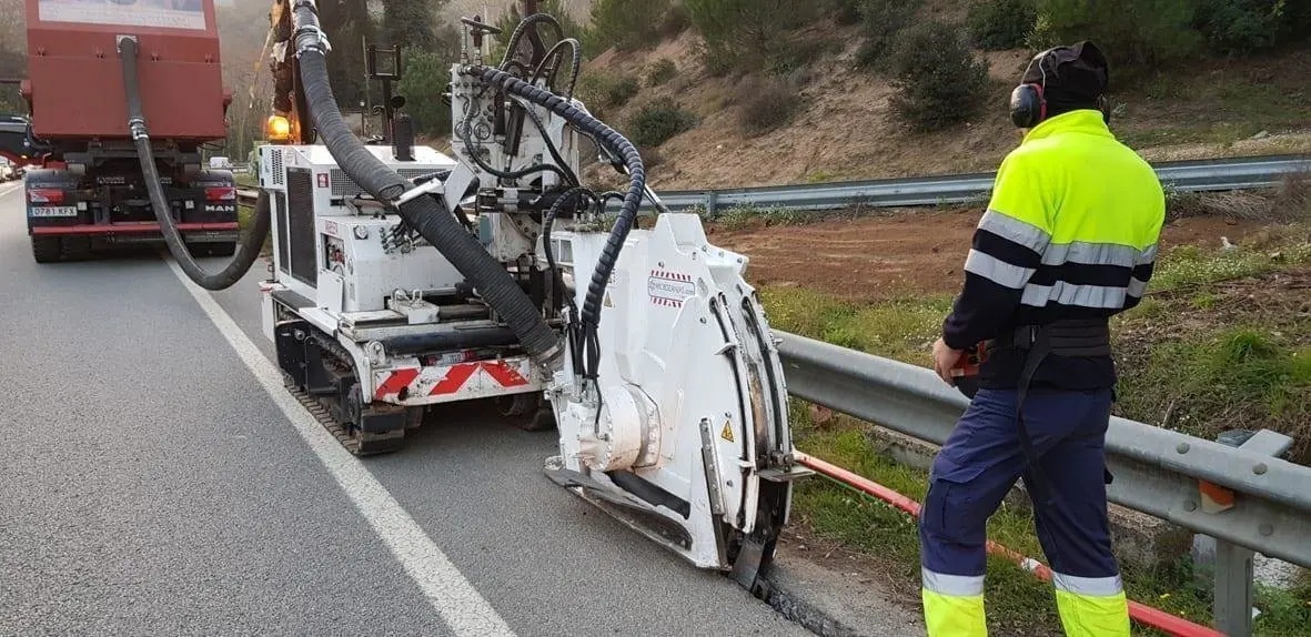 Obras para el despliegue de fibra &oacute;ptica