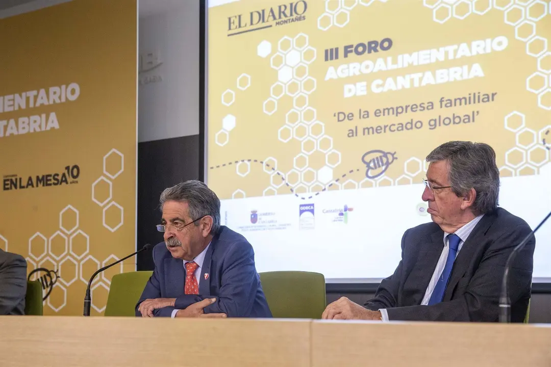 El presidente de Cantabria, Miguel &Aacute;ngel Revilla, en el Foro Agroalimentario
