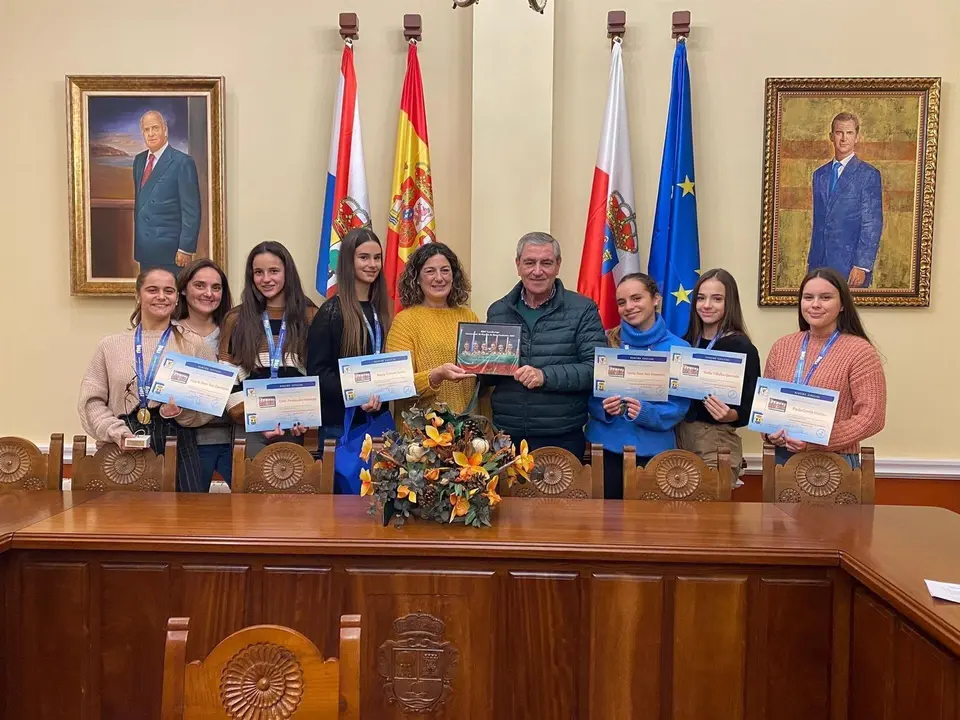 El Ayuntamiento de Suances felicita a la gimnasta suancina Mar&iacute;a Torices