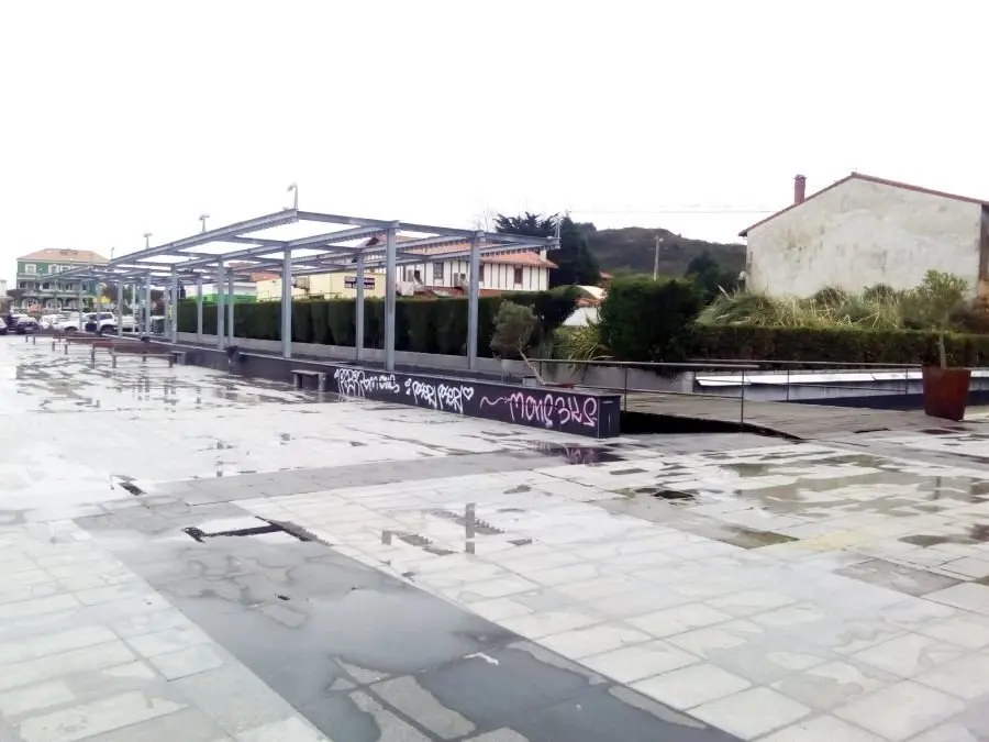 plaza adolfo suarez liencres