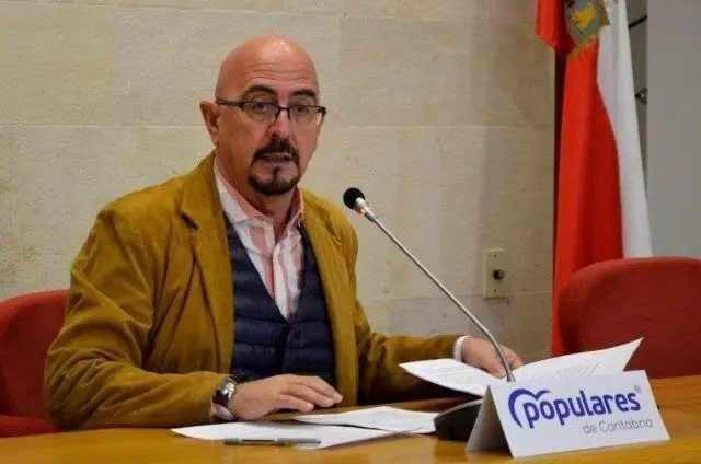 C&eacute;sar Pascual, diputado de PP y exgerente de Valdecilla