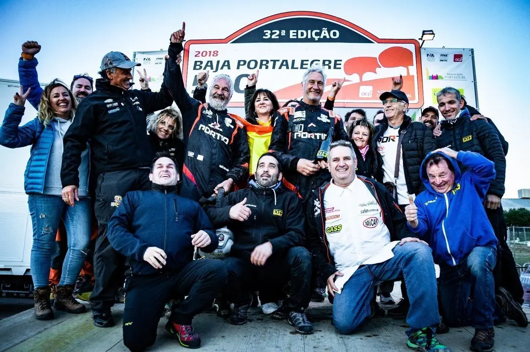 Jos&eacute; Luis Pe&ntilde;a celebrando el campeonato en Portugal