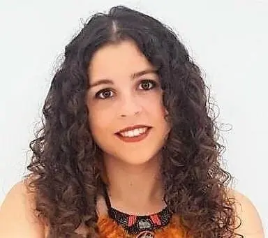 La secretaria general de Podemos Santander, Lydia Alegr&iacute;a, y portavoz de Unidas por Santander