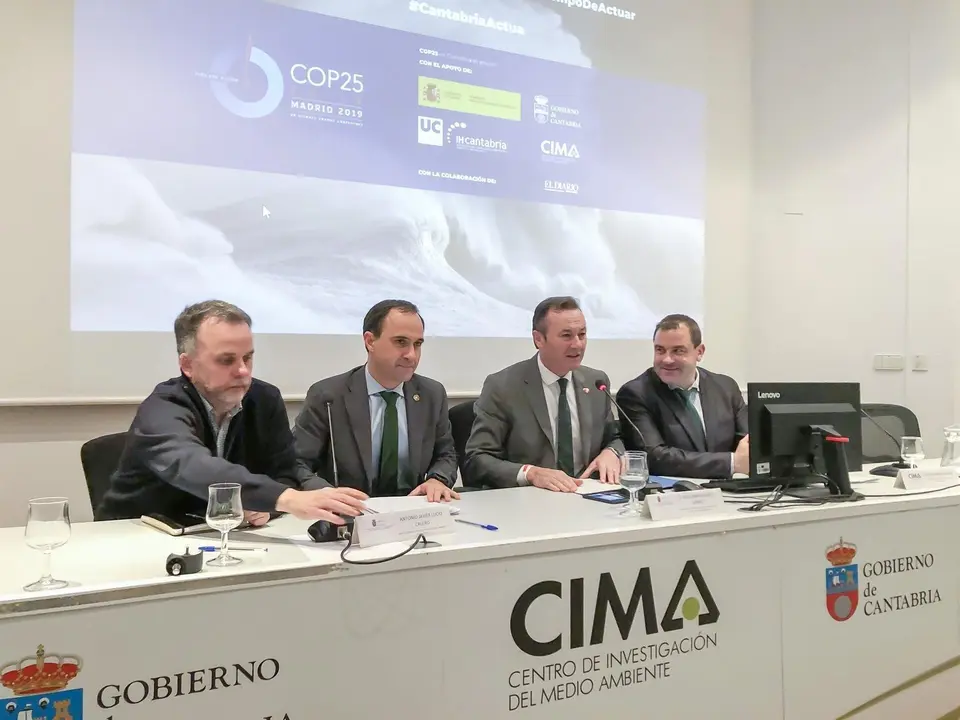 Blanco clausura la jornada 'Hacia un transici&oacute;n justa'