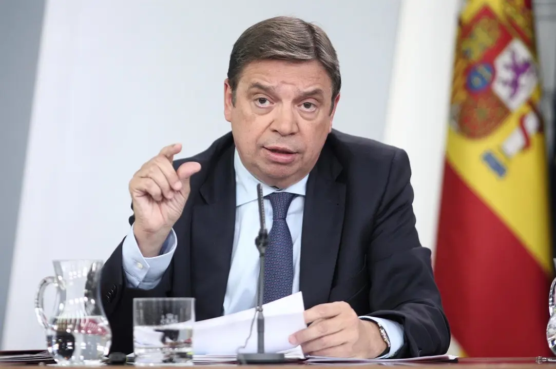 El ministro de Agricultura, Pesca y Alimentaci&oacute;n en funciones, Luis Planas, comparece en rueda de prensa tras la celebraci&oacute;n del &uacute;ltimo Consejo de Ministros en Moncloa previo a las elecciones del 10N, Madrid (Espa&ntilde;a), a 8 de noviembre de 2019.