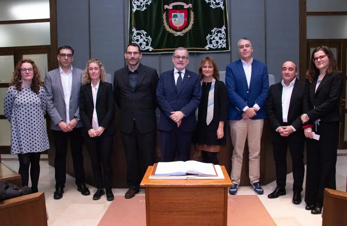 Nota Uc Tomas De Posesi&oacute;n