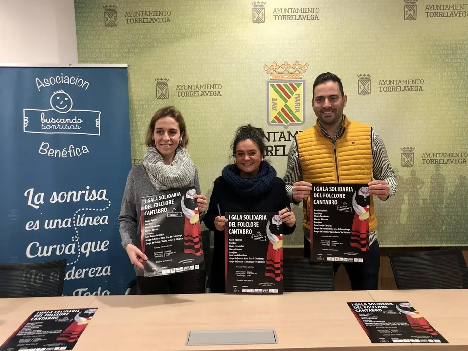 Presentaci&oacute;n de la gala solidaria del Folclore C&aacute;ntabro