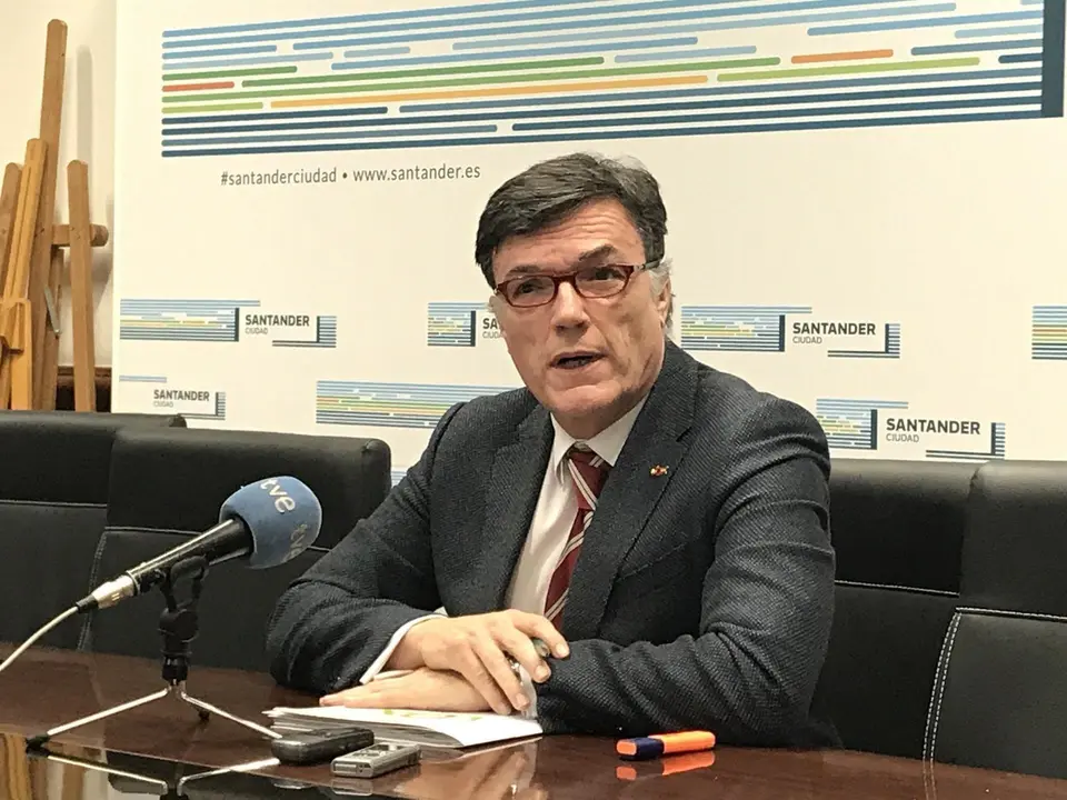 El concejal de Vox en el Ayuntamiento de Santander, Guillermo P&eacute;rez-Cos&iacute;o