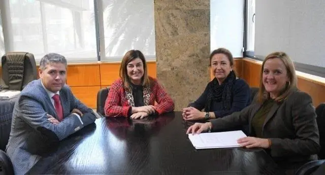 Reuni&oacute;n dirigentes del PP con procuradores