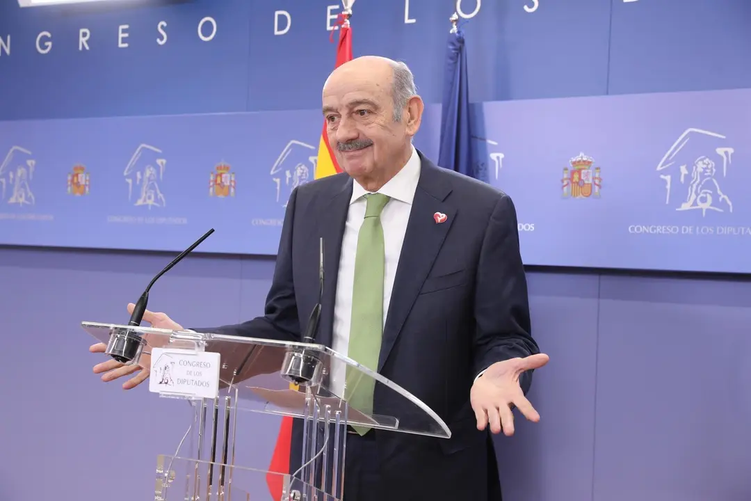 Jos&eacute; Mar&iacute;a Maz&oacute;n, diputado del Partido Regionalista de Cantabria (PRC) 