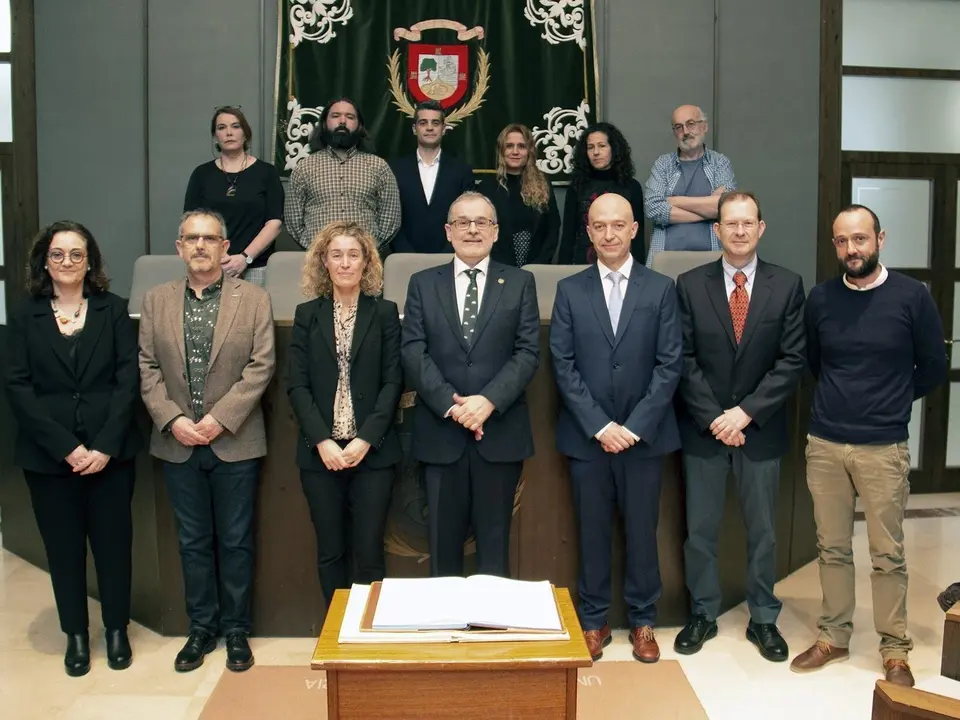 Nota Uc Cinco Catedr&aacute;ticos Y Seis Profesores Titulares Toman Posesi&oacute;n De Sus Cargos En La Uc