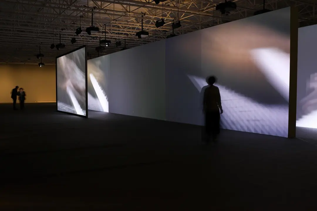 Audiovisuales en movimiento de Anri Sala en el Centro Bot&iacute;n de Santander