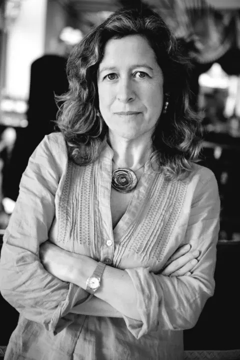 0C9893B1-C47B-4FF0-B623-BEA74553DD75