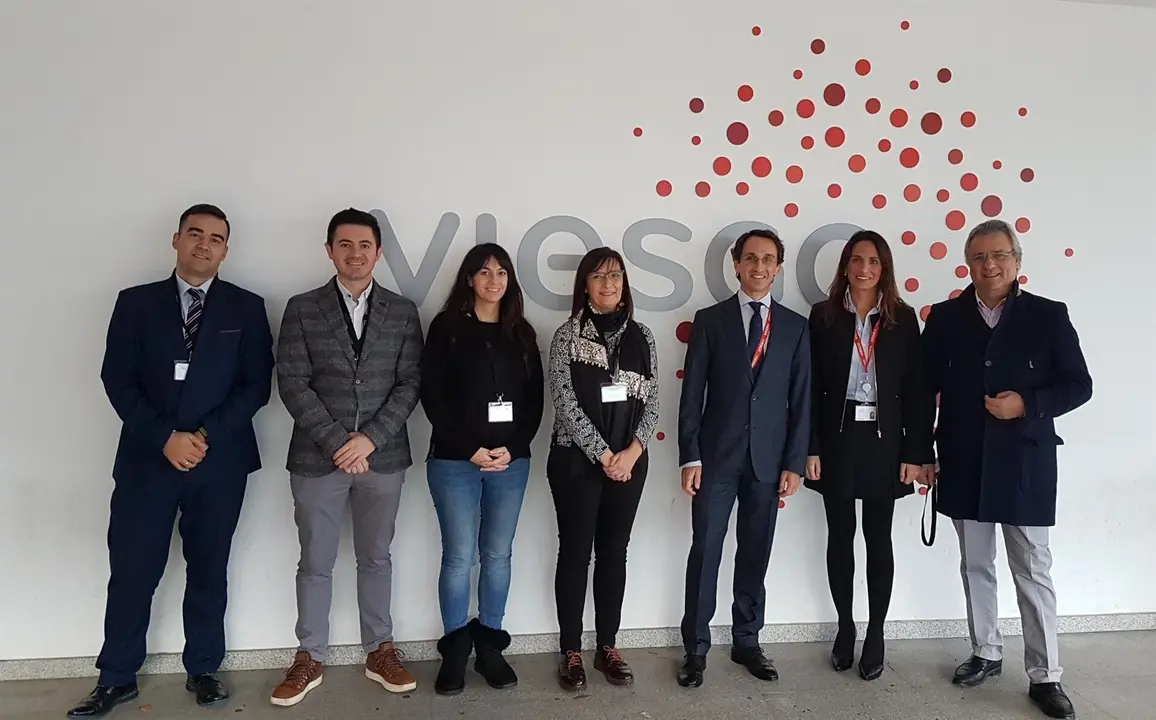 Representantes de Viesgo y Centro para el Desarrollo Tecnol&oacute;gico Industrial