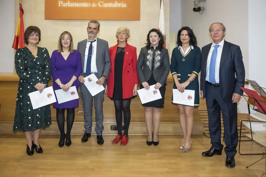 La consejera de Educaci&oacute;n, Formaci&oacute;n Profesional y Turismo, Marina Lomb&oacute;, preside la toma de posesi&oacute;n de los nuevos funcionarios del Servicio de Inspecci&oacute;n Educativa