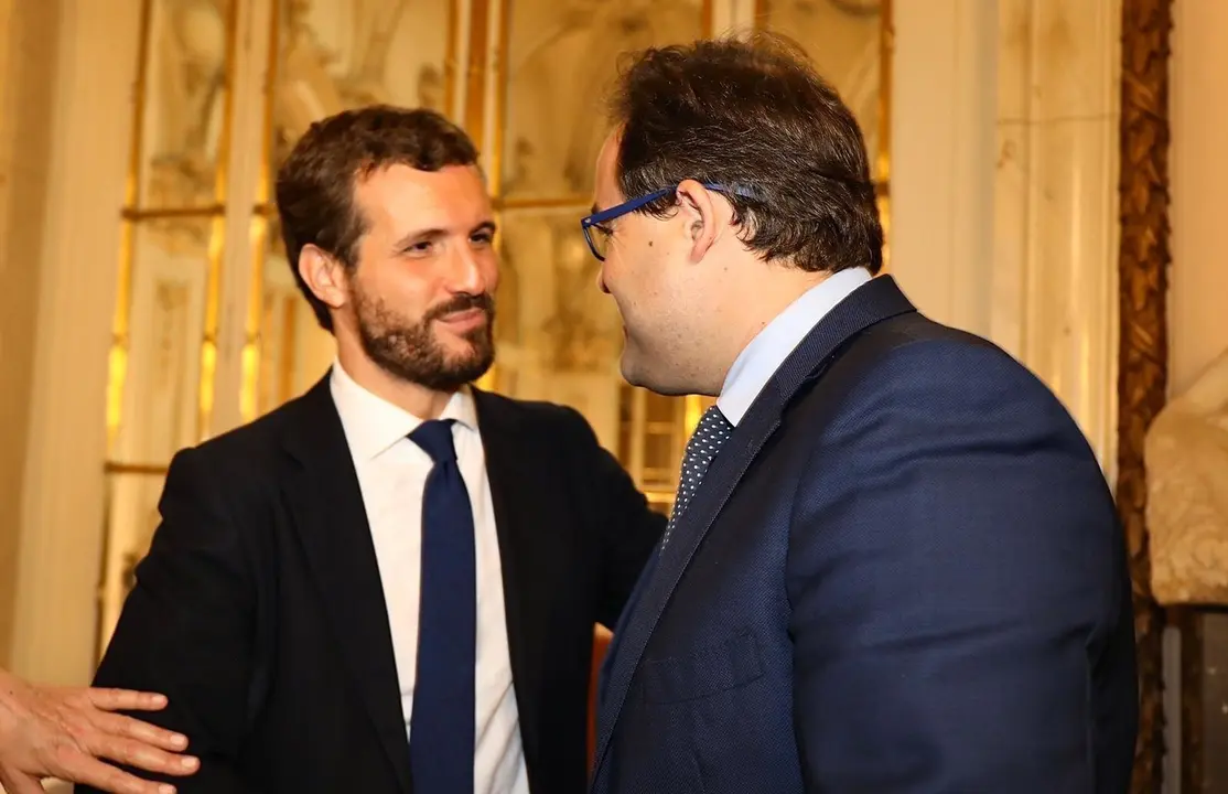 El presidente regional del PP, Paco N&uacute;&ntilde;ez, y el l&iacute;der del PP, Pablo Casado.