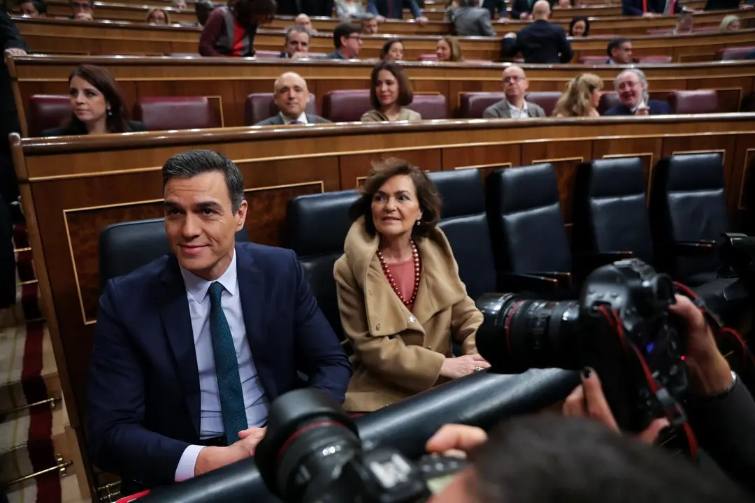 El presidente del Gobierno en funciones, Pedro S&aacute;nchez y la vicepresidenta del Gobierno en funciones, Carmen Calvo