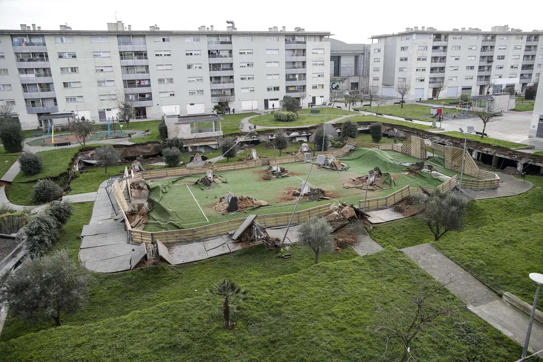 DAVID S. BUSTAMANTE 13/01/2020 SANTANDER/ CANTABRIA Hundimiento de un parking subterrraneo y un parque infantil en Santander