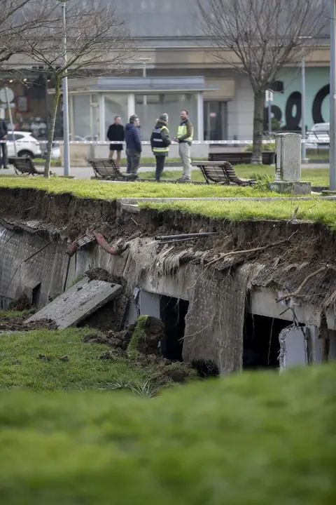 DAVID S. BUSTAMANTE 13/01/2020 SANTANDER/ CANTABRIA Hundimiento de un parking subterrraneo y un parque infantil en Santander