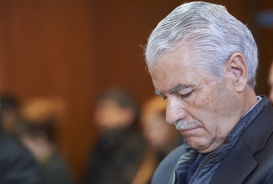 El  expresidente del Racing, Francisco Pernia, durante el juicio que se sigue contra él por presunta apropiación indebida y administración desleal