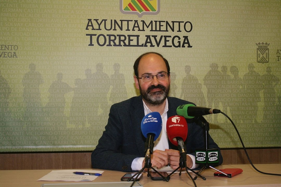 El concejal de Medio Ambiente de Torrelavega, José Luis Urraca Casal