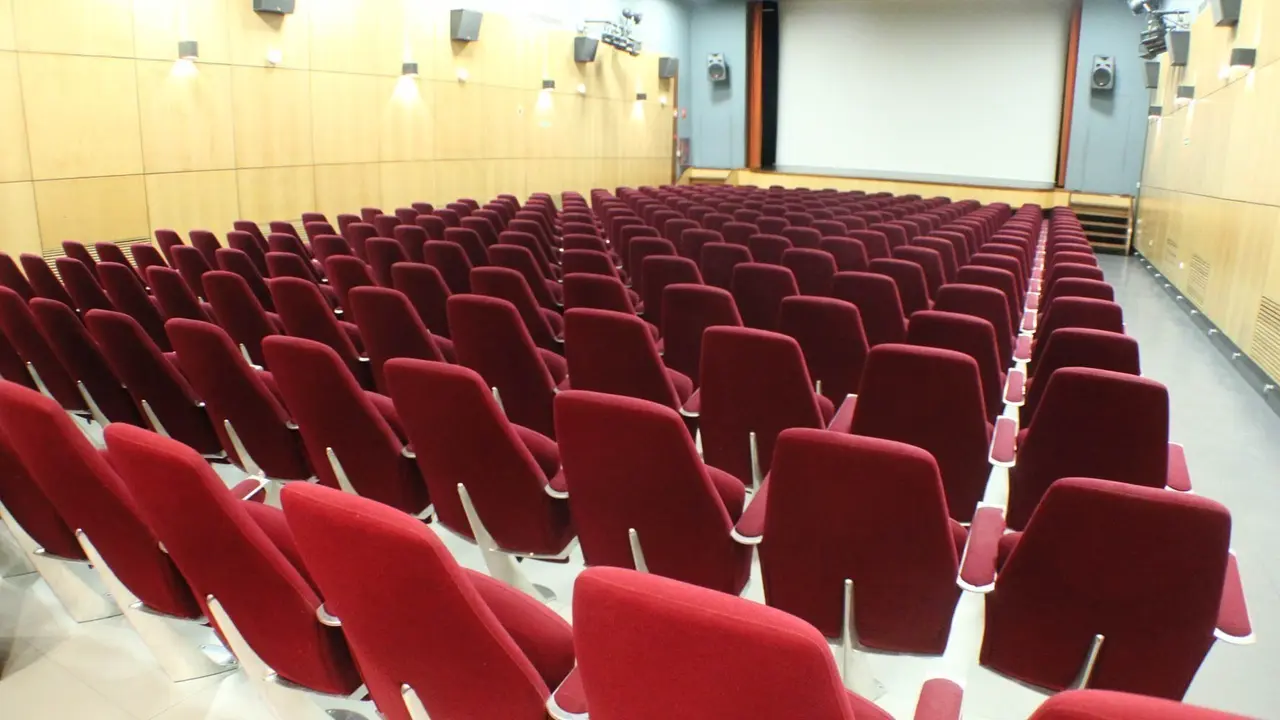 Butacas Sala Bret&oacute;n Astillero