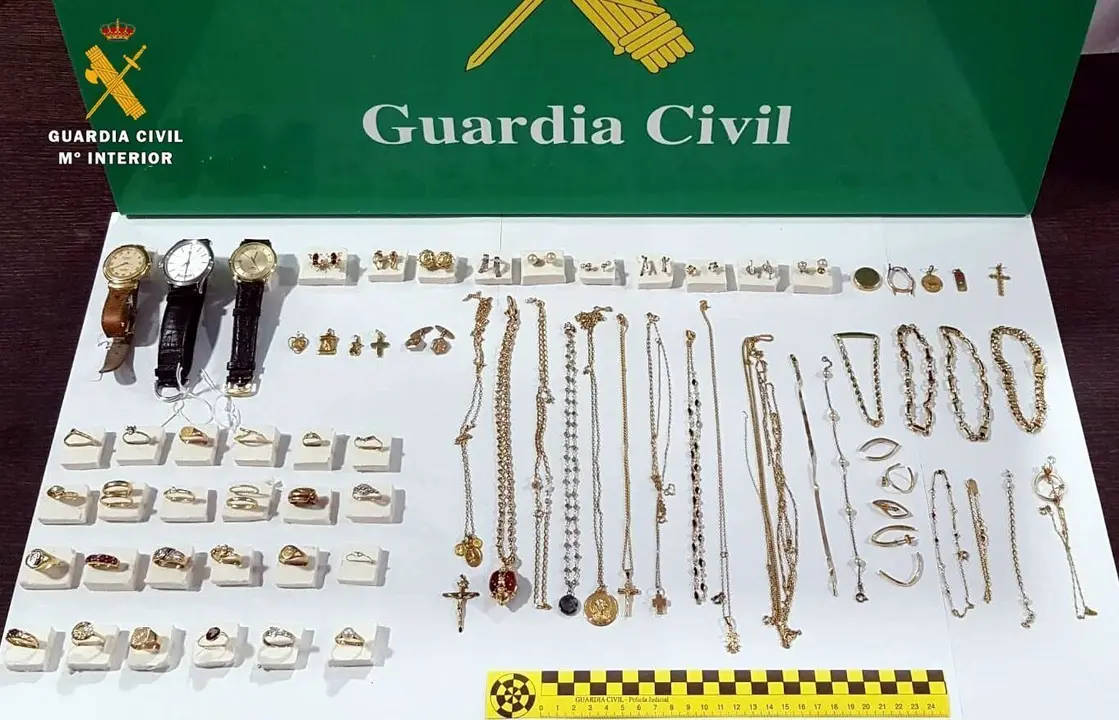 Rdo. Nota De Prensa Guardia Civil (Nueva Detencion Por Robos En Viviendas Y Recuperadas M&aacute;s De 80 Piezas De Joyer&iacute;a)