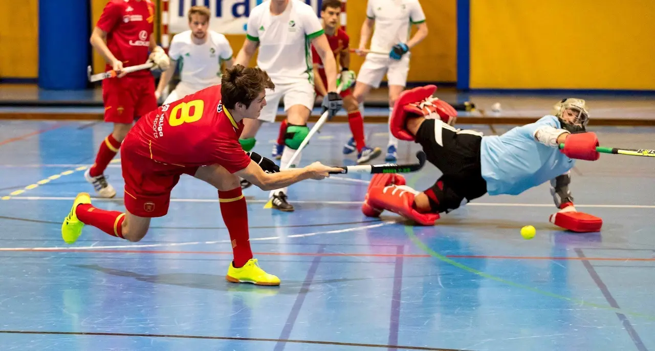 La selecci&oacute;n espa&ntilde;ola de hockey, en la final del Europeo indoor