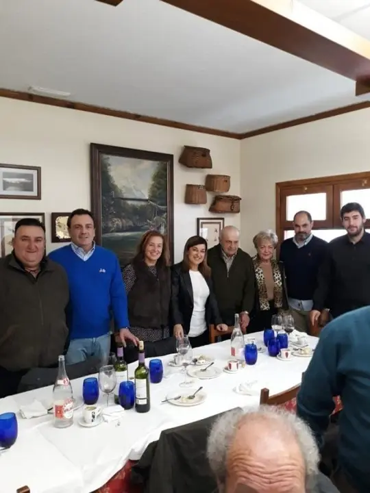Comida de hermandad del PP en Val de San Vicente