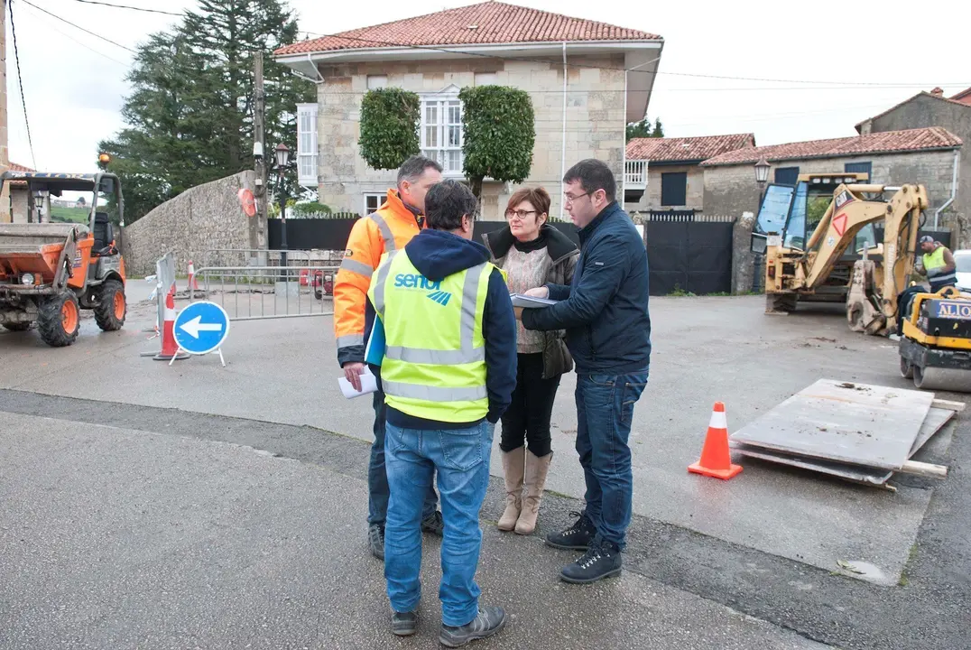 Obras en la plaza de Villapresente