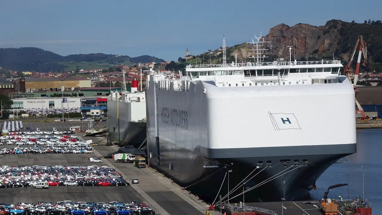 El carguero H&ouml;egh Tracer