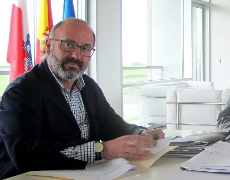 Industria - Campo de golg Abra del Pas