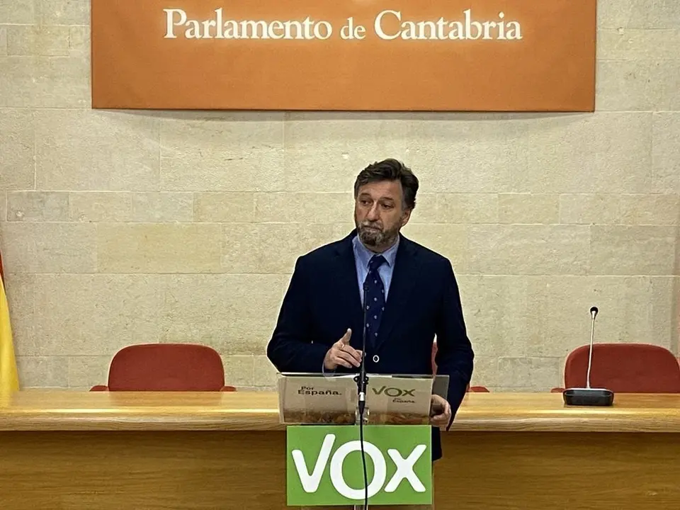 El portavoz parlamentario del Grupo Mixto (Vox), Crist&oacute;bal Palacio