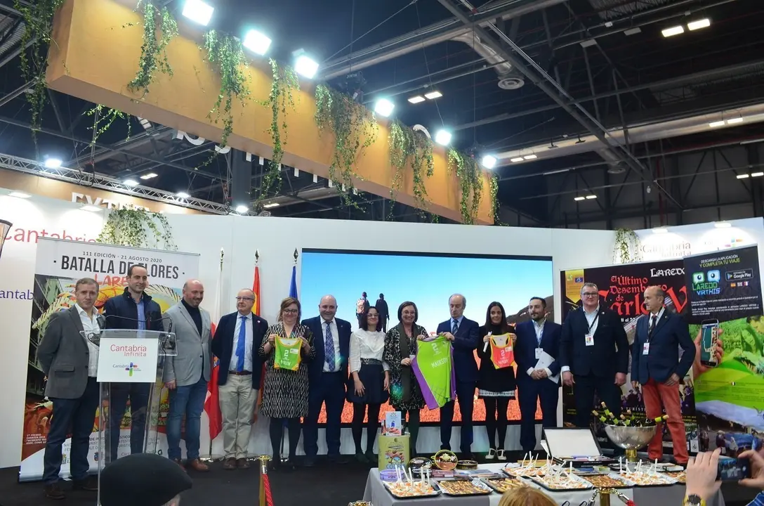 La playa de La Salv&eacute; de Laredo, presentada en FITUR como sede del circuito Madison Beach Volley Tour