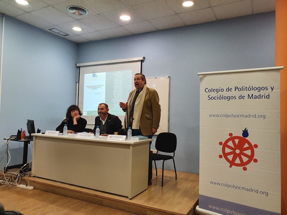 Presentadicón del libro  'Riesgo de exclusión y políticas sociales autonómicas en España' en el Colegio Profesional de Politólogos y Sociólogos de la Comunidad de Madrid