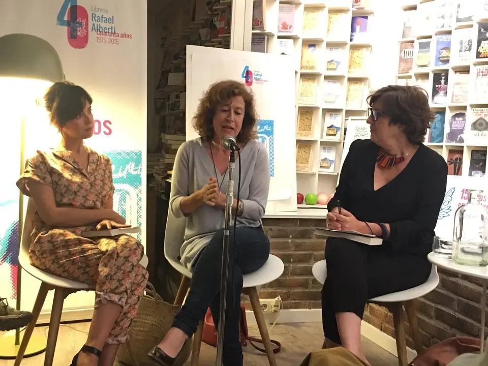 berna gonzalez  harbour en una presentaci&oacute;n