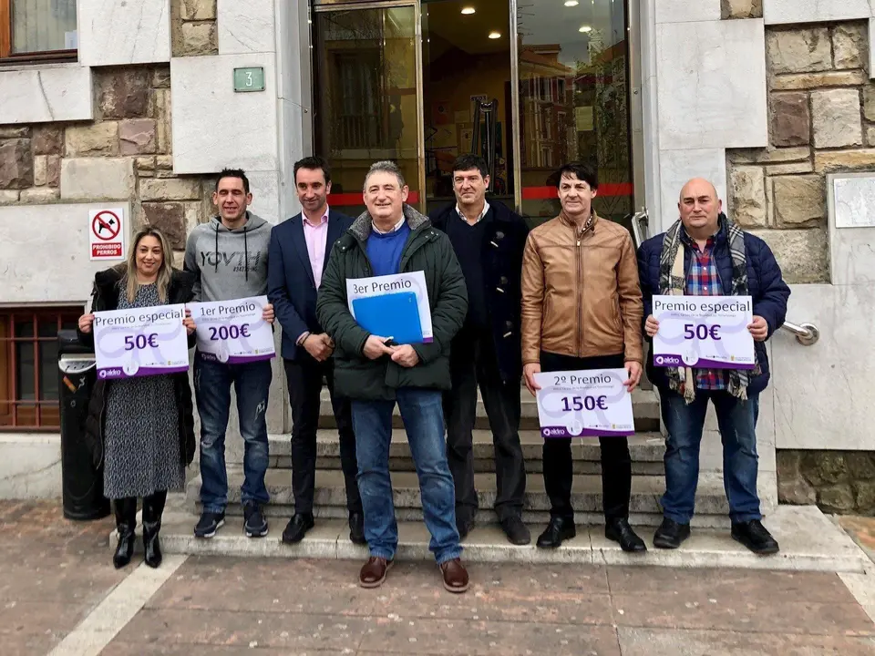Entrega de premios de la tercera edici&oacute;n del concurso de iluminaci&oacute;n navide&ntilde;a 'Aldro, la luz de la Navidad en Torrelavega',