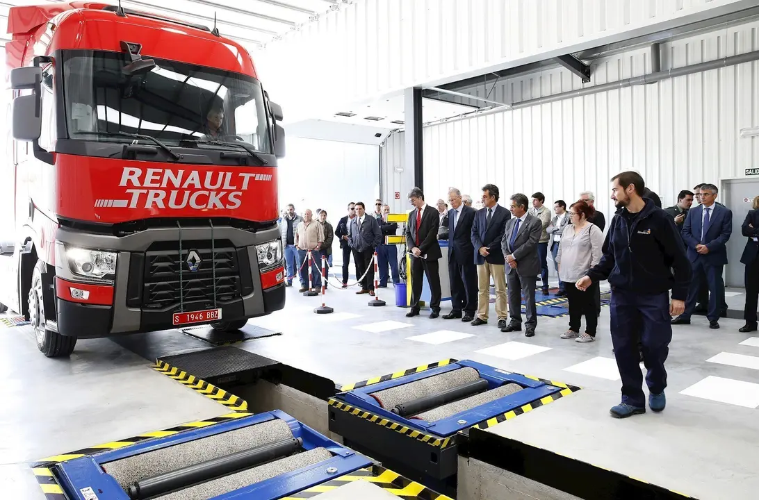    Cantabria cuenta ya con ocho estaciones de ITV tras la inauguraci&oacute;n este mi&eacute;rcoles de la nueva de Castro Urdiales-Ont&oacute;n, que posibilita que todos los conductores de la comunidad aut&oacute;noma cuenten a menos de 50 kil&oacute;metros con una