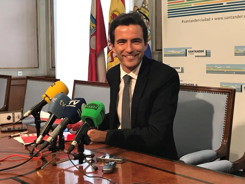 Rueda de prensa de Pedro Casares