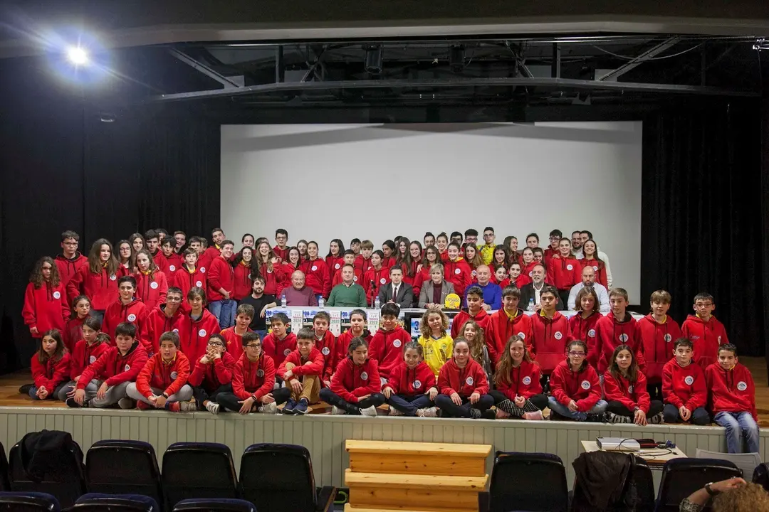 Presnetaci&oacute;n XXX Torneo Internacional de Nataci&oacute;n de Camargo