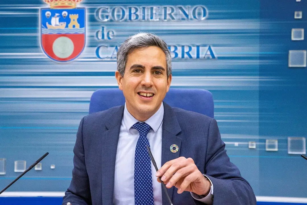 El vicepresidente, Pablo Zuloaga, informa en rueda de  prensa de los acuerdos del Consejo de Gobierno