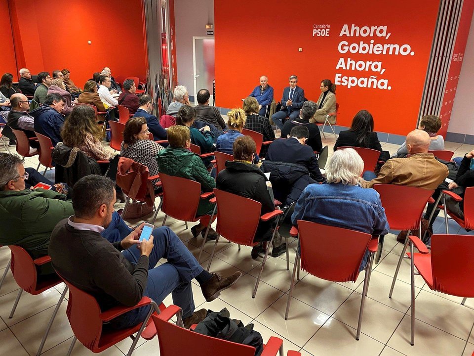 El secretario general del PSC-PSOE, Pablo Zuloaga, en 'Jueves de progreso'