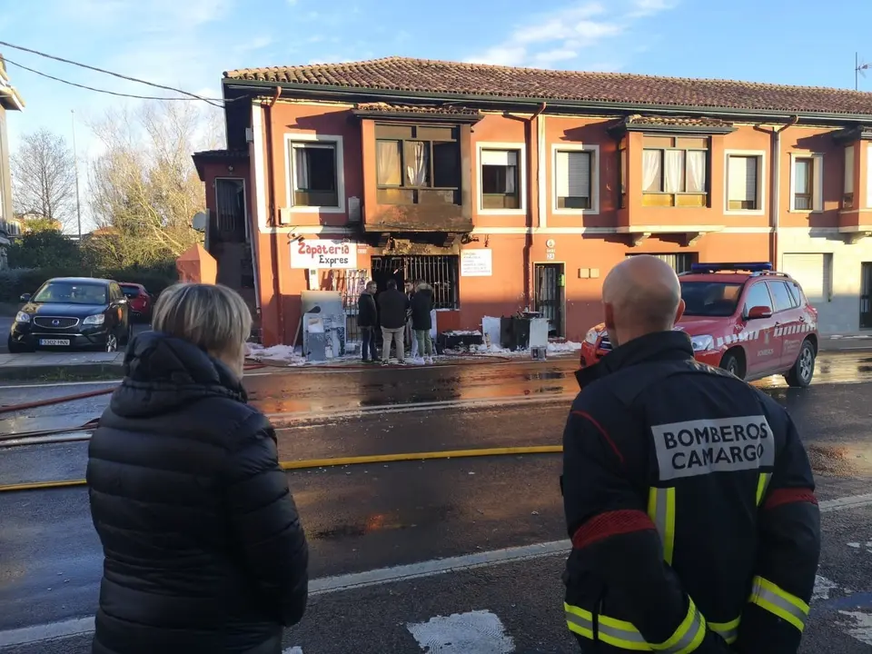 La zapater&iacute;a afectada por el incendio
