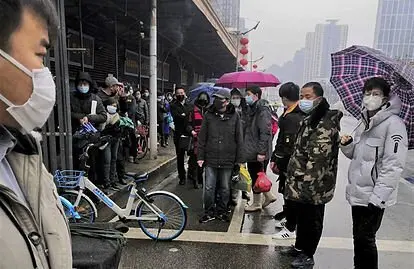 ciudadanos mascarilla