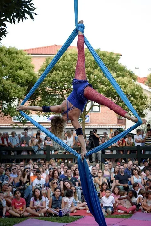 La Machina Teatro representar&aacute; a Cantabria en FETEN con el espect&aacute;culo circense 'En el aire'