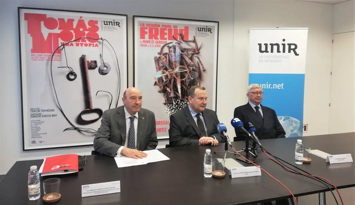 UNIR plantea, en un ciclo que se desarrollar&aacute; hasta julio con expresidentes de la CRUE, las inc&oacute;gnitas y soluciones sobre 'Los futuros de la Universidad'.